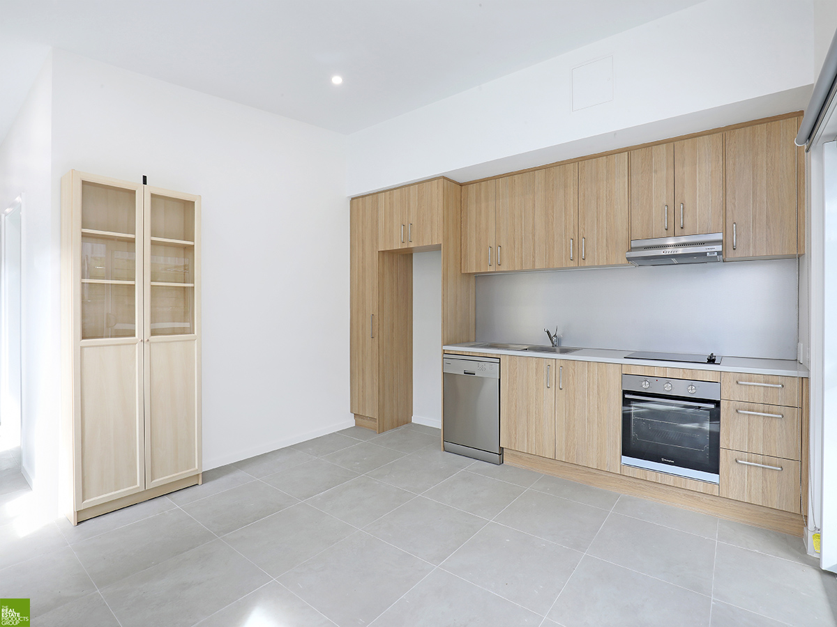 ROSEMEADOW VILLA KITCHEN
