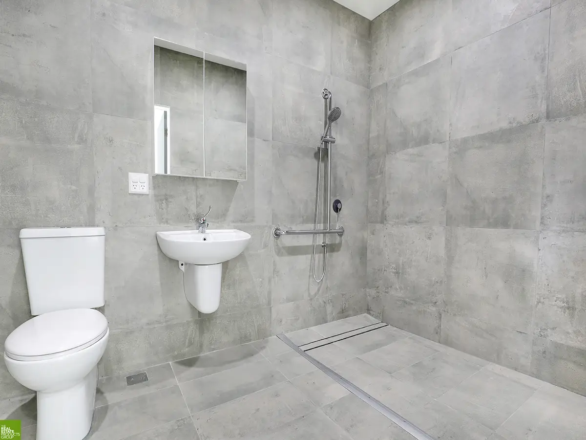 Eagle Vale Villa Bathroom